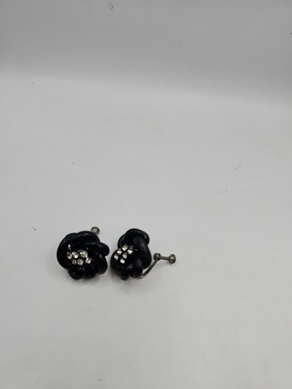Vtg Earrings Screwbacks Black Lucite Floral Shape Colorless Rhinestones
